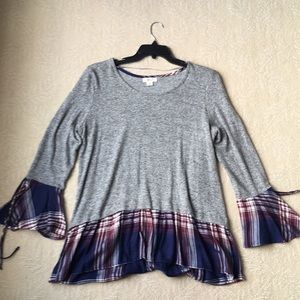 Gray sweater with plaid detail, never worn!